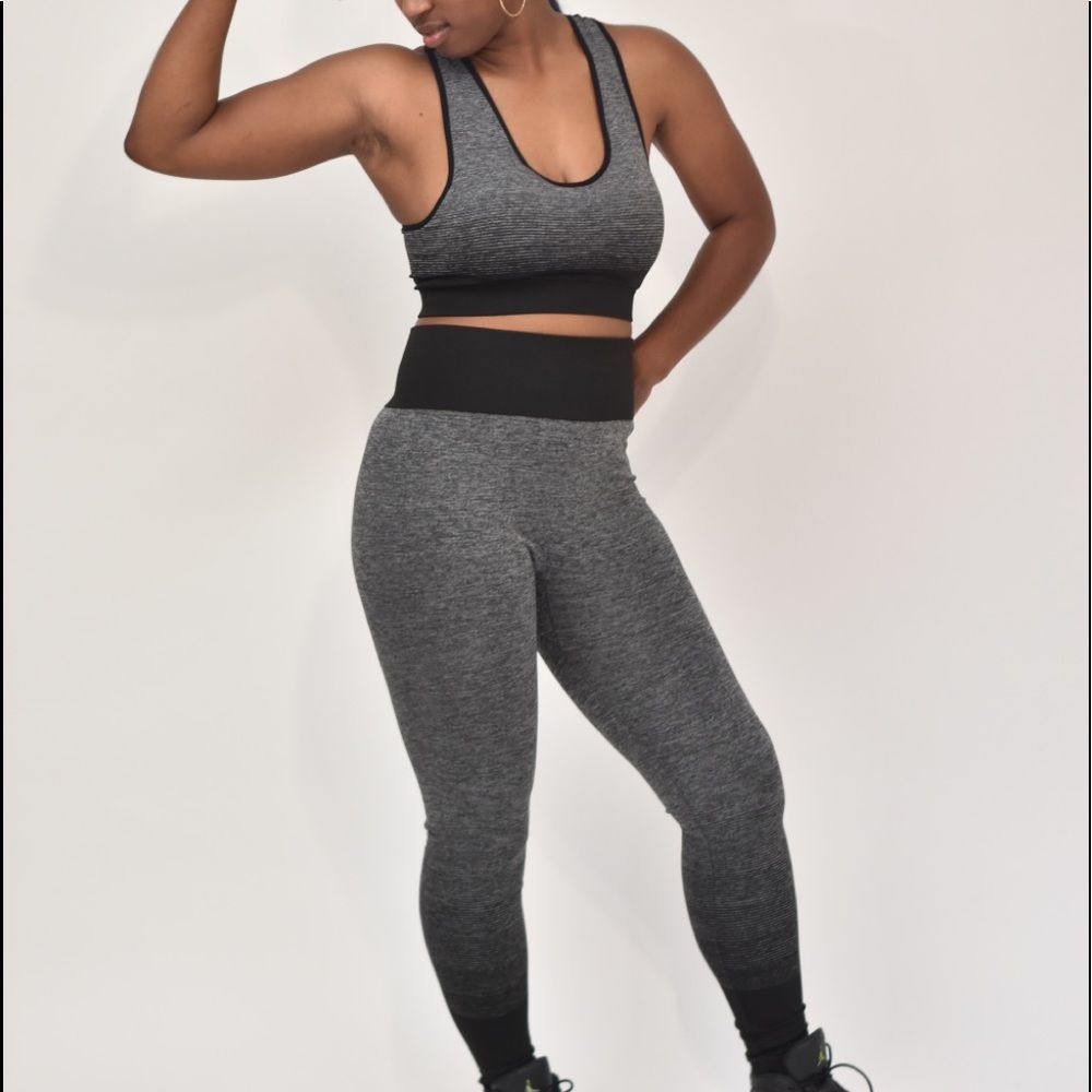NWT BLACK AND GREY WORKOUT SET
